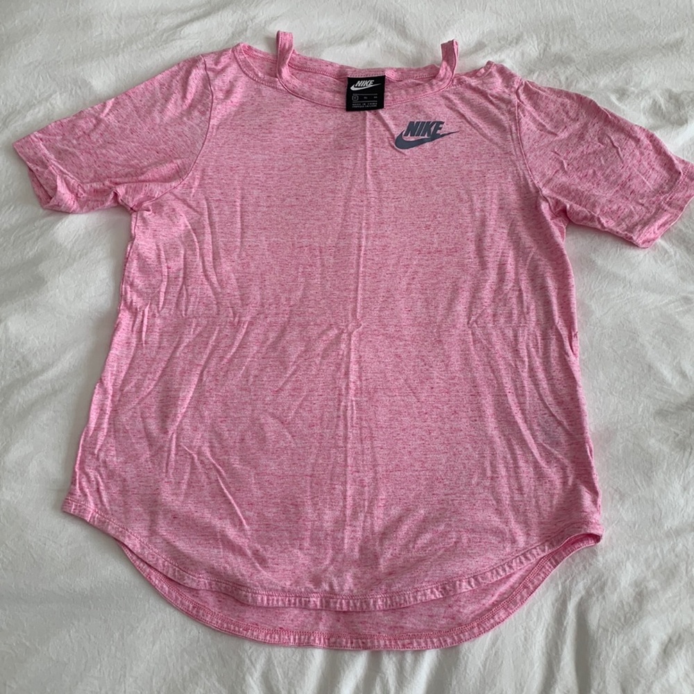 Nike breathable t-shirt